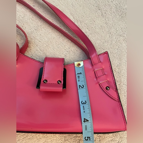 Vintage Mini Guess Purse and Wallet.  Purse is NWOT Excellent Shape - Picture 7 of 14